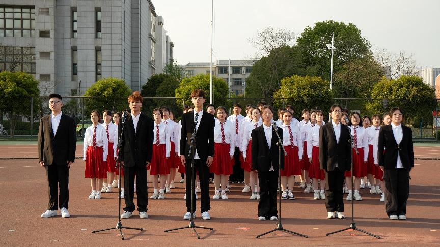 合唱《我和我的祖国》